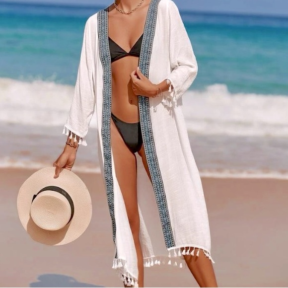 Crisp White Tribal Tapestry Long Kimono Cover Up Robe With Tassels New 🐚 - Picture 5 of 6